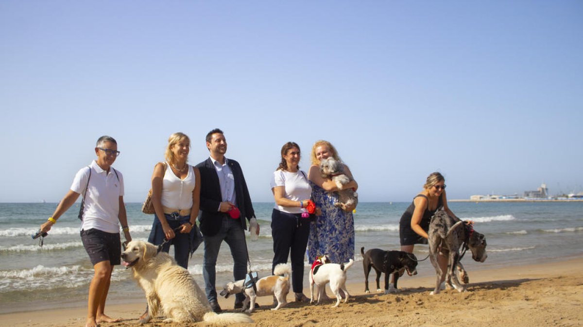 Tarragona rehabilita el espacio para perros en la playa del Milracle