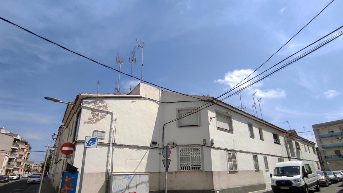 Calafell tira endavant un projecte per combatre la pobresa energètica