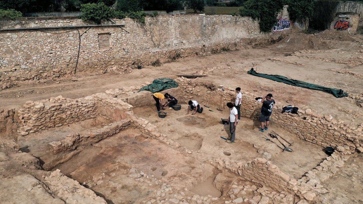 Descubren una nueva calle en el yacimiento del Vilar de Valls