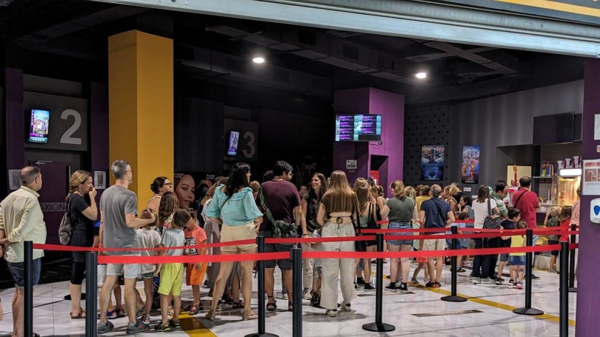 Éxito del 'Cicle de Cinema Infantil en Català' en la 'Fira Centre Comercial' de Reus