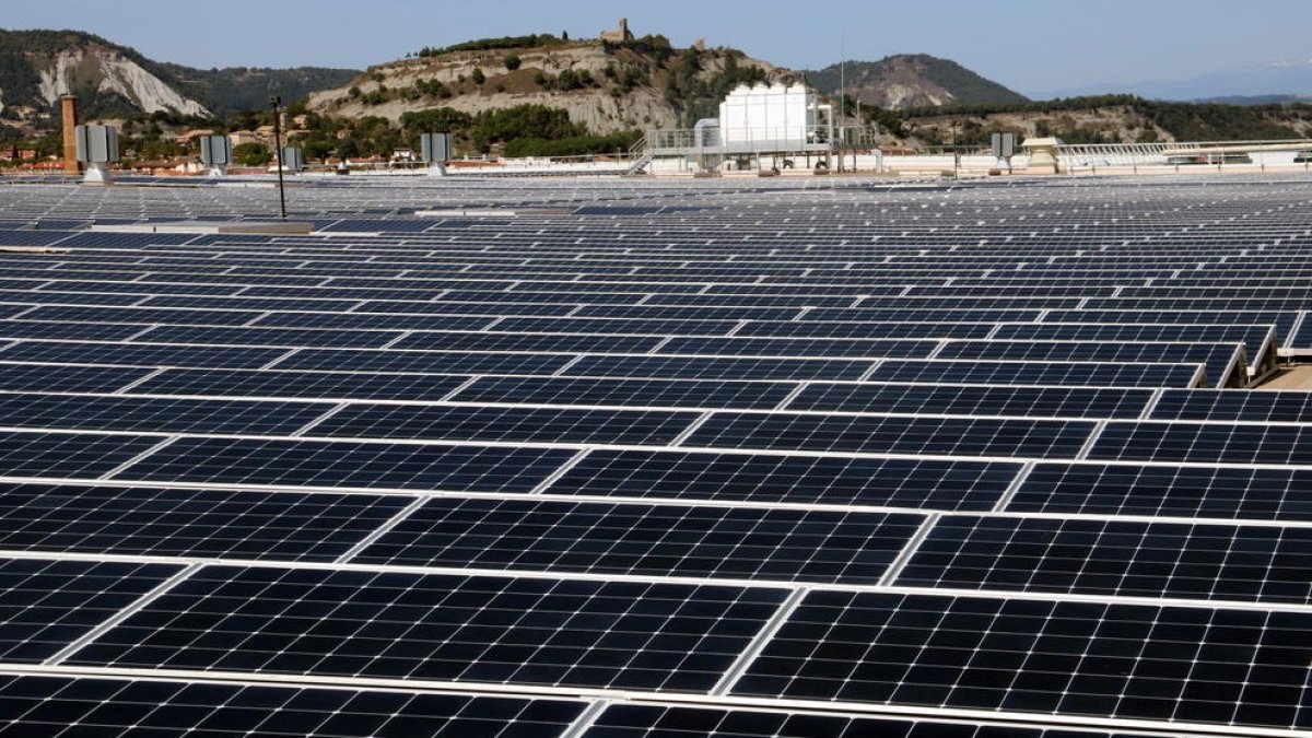 El CAT construirà dues plantes solars a les seves instal·lacions de Tarragona i l'Ampolla