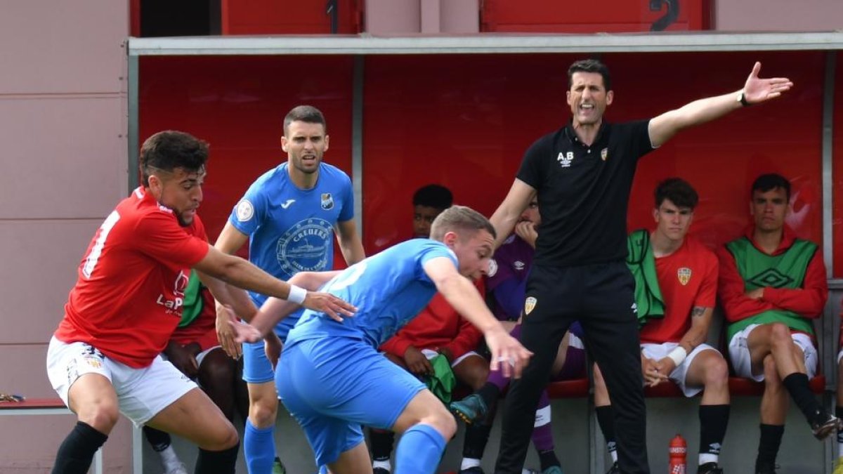 Adolfo Baines renueva con la Pobla de Mafumet