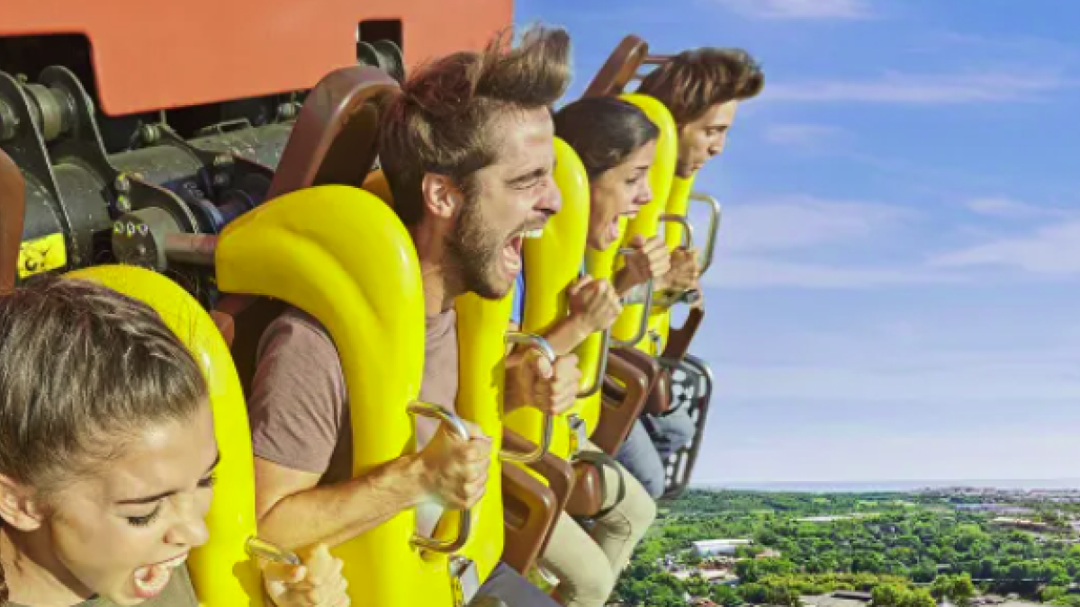 PortAventura inicia una prueba piloto para evitar las largas colas en sus atracciones