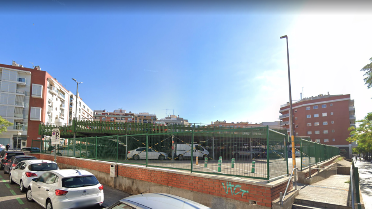 Tanquen temporalment la planta alta de l'aparcament municipal de Bastos de Tarragona