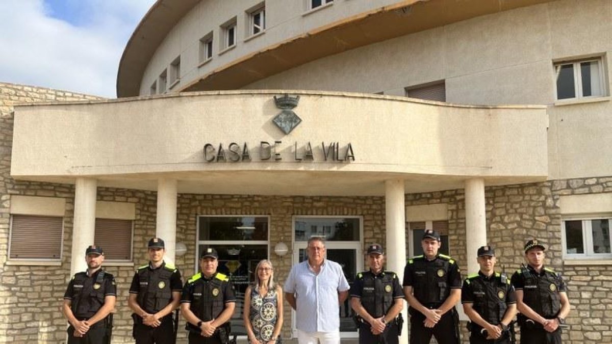 La Policia Local de Vandellòs i l'Hospitalet de l'Infant es reforça aquest estiu amb cinc agents més