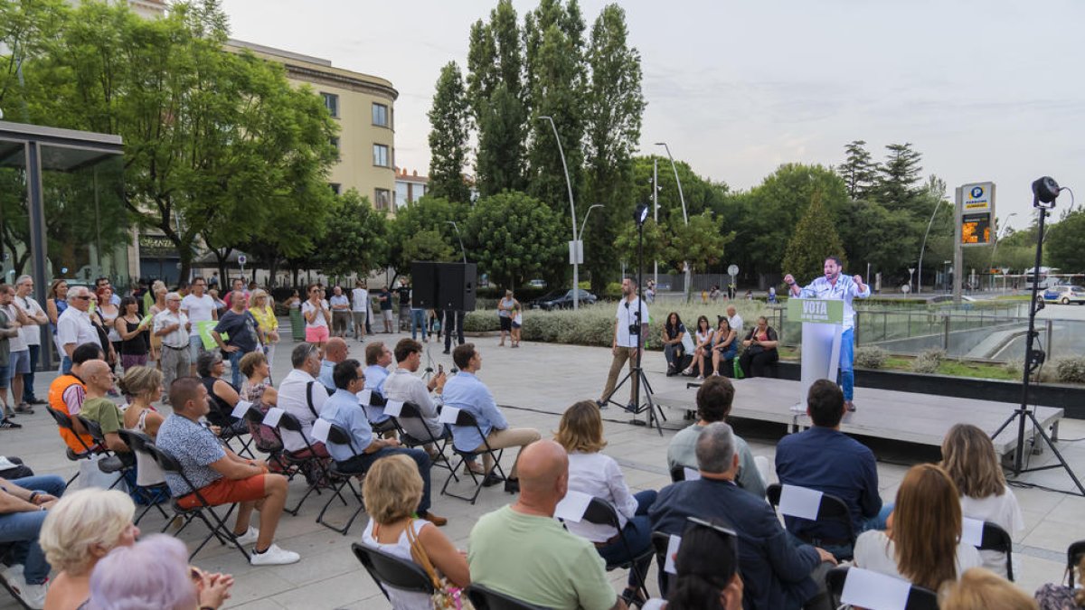 Garriga (Vox): «La gente no muere por el CO2, sino por la inmigración ilegal»