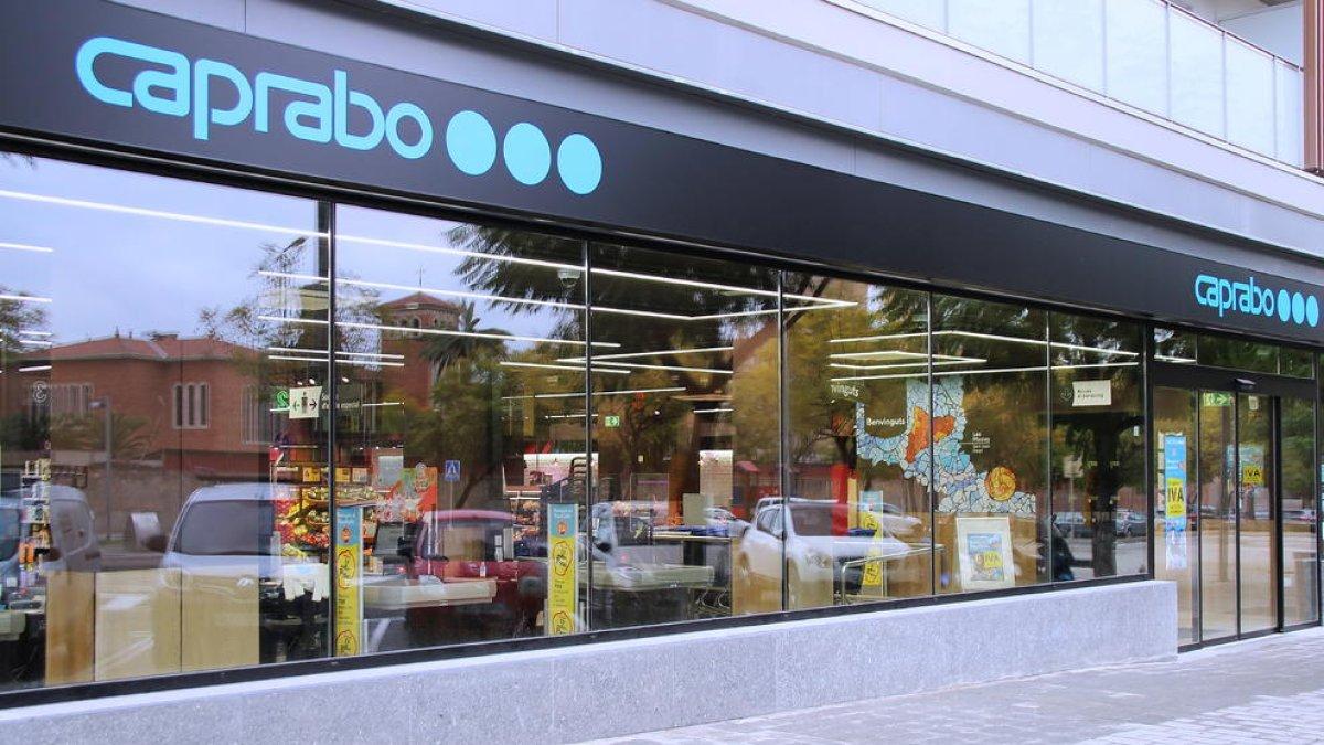 Caprabo inicia una recogida de alimentos en los supermercados de Tarragona