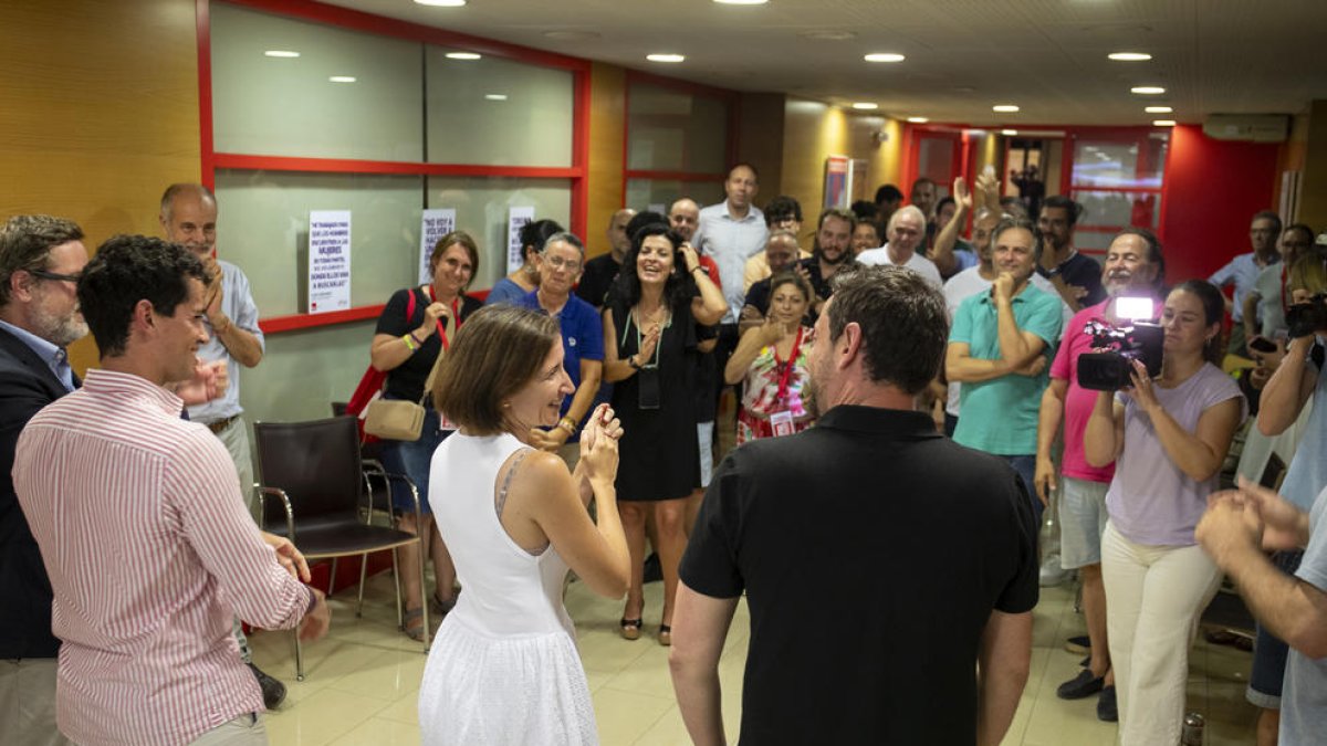 El PSC celebra una victòria clara a Tarragona i promet «frenar l'extrema dreta»