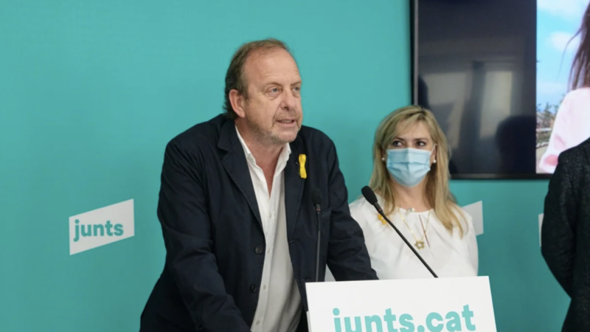 Un diputado de JxCat en el Parlamento revela que fue víctima de abusos a los 10 años