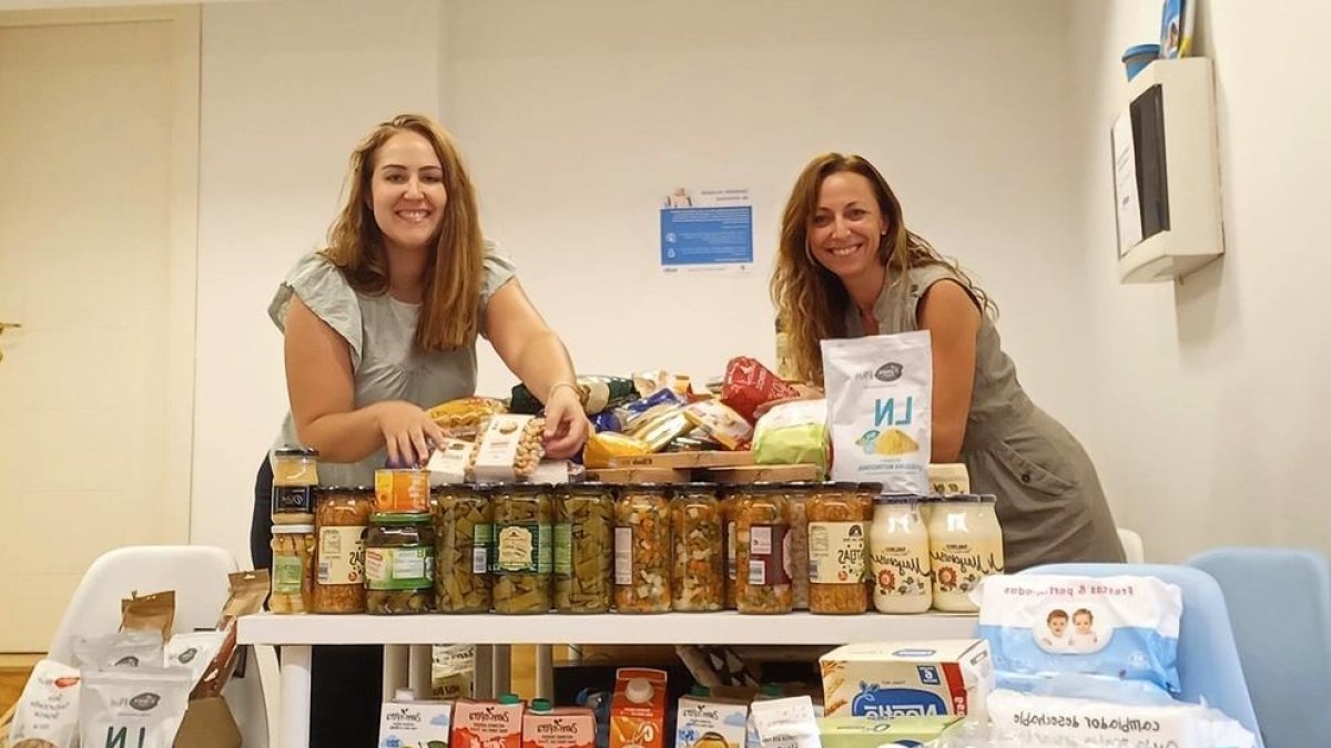 Donen 462 quilos d'aliments al Centre Social El Roser