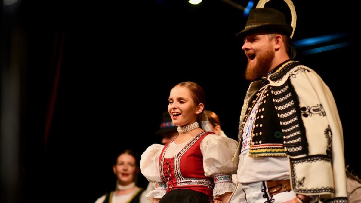 Danzas y música de Eslovaquia para cerrar los Dijous d'Estiu del Morell