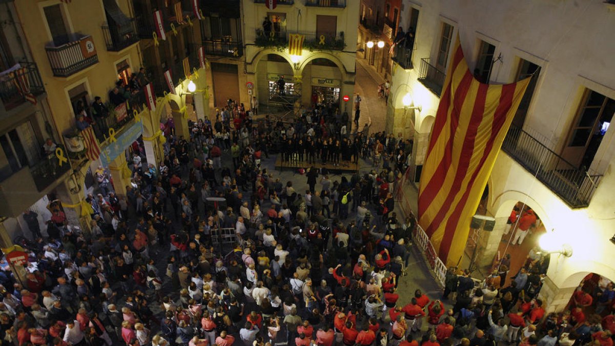 Valls celebrarà la Diada nacional de Catalunya amb el Cant dels Segadors i l'actuació castellera