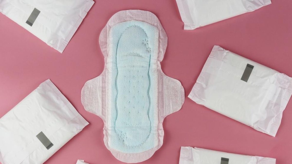 Encuentran sustancias químicas dañinas en productos de higiene menstrual