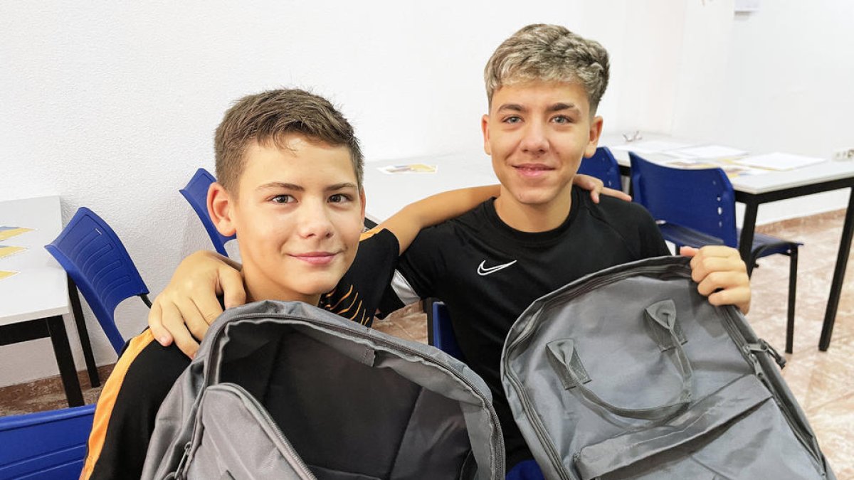 La Fundación 'la Caixa' acompaña a más de 200 familias tarraconenses vulnerables en la vuelta a la escuela