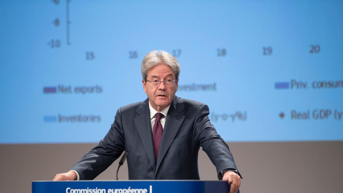 Bruselas eleva en tres décimas la previsión de crecimiento de España para el 2023, hasta el 2,2%