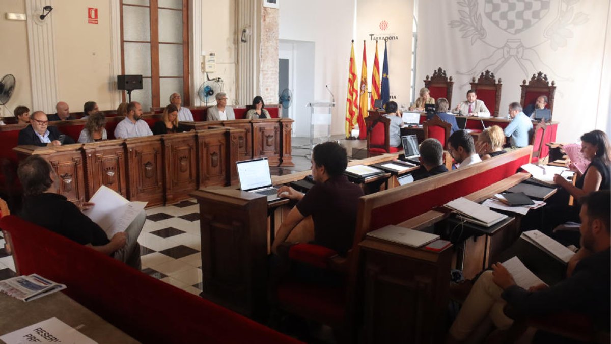 Tarragona vol millorar la pacificació del trànsit en un centenar de punts de la ciutat