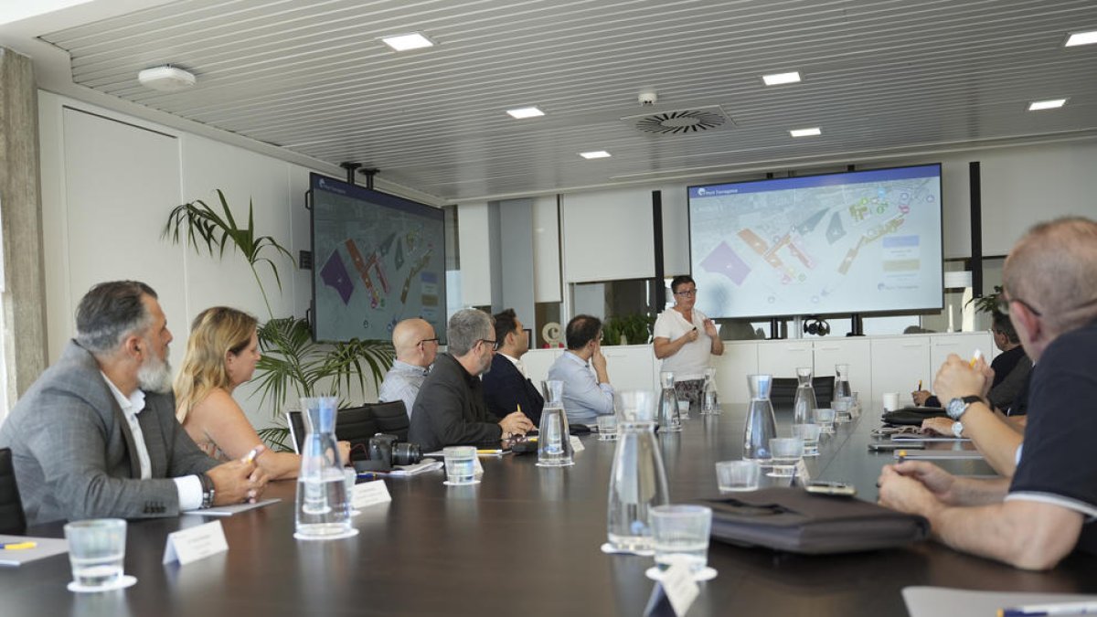Port Tarragona i APPORTT reben una delegació de la CEOE de Guadalajara