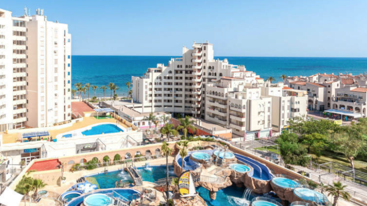Marina d'Or cierra todos sus hoteles y el balneario de forma precipitada