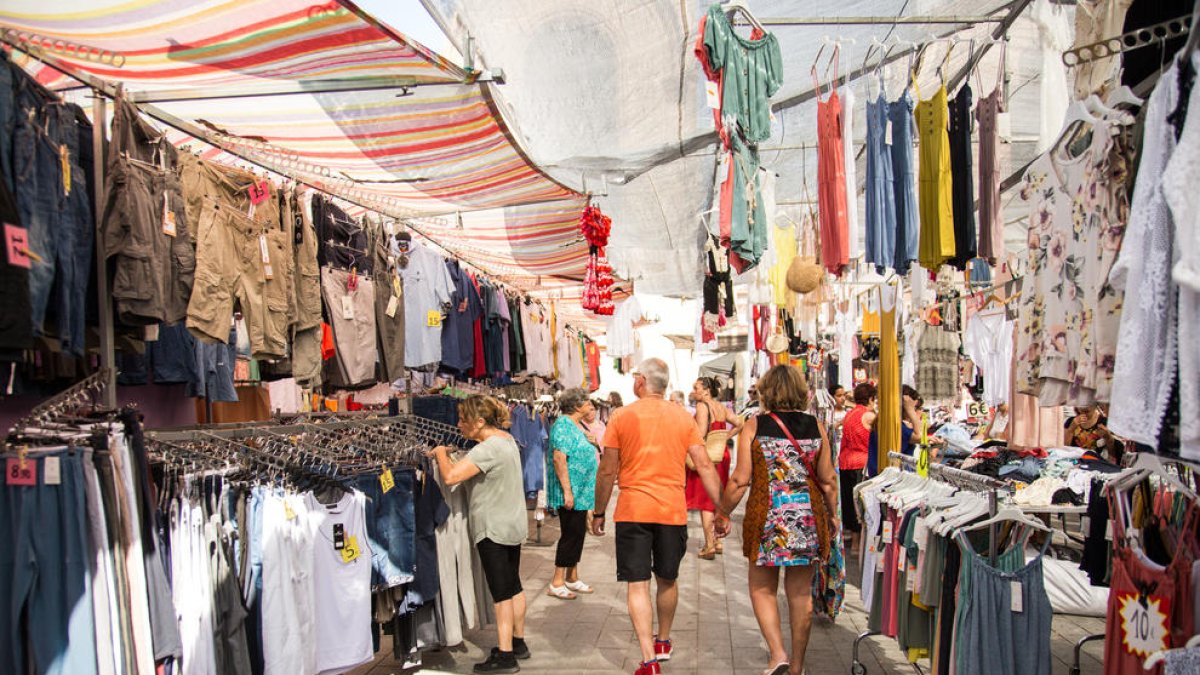 Una vuitantena de persones s'interessen per tenir una parada als Mercadets de Tarragona