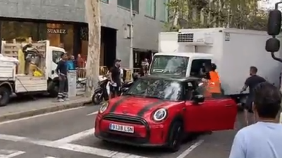 VÍDEO: Espectacular robo de un camión en pleno centro de Barcelona