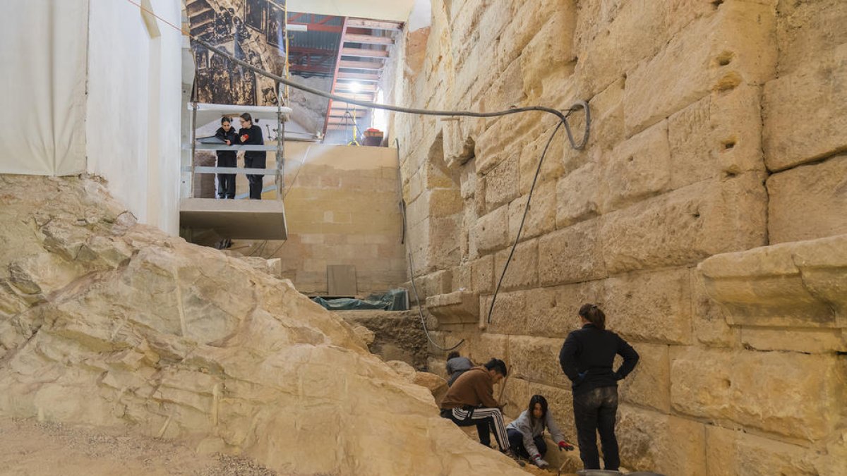 Arranca la fase 2 de excavaciones en el recinto de culto del Templo de Augusto de Tarragona