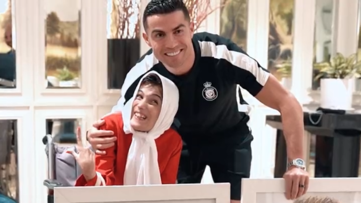 Cristiano Ronaldo rebrà 99 fuetades la pròxima vegada que visiti Iran
