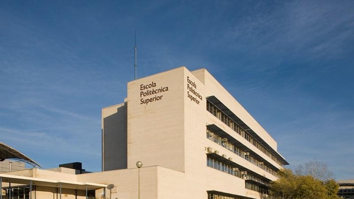 La Universidad de Girona denuncia a una policía infiltrada por matrícula con nombre falso