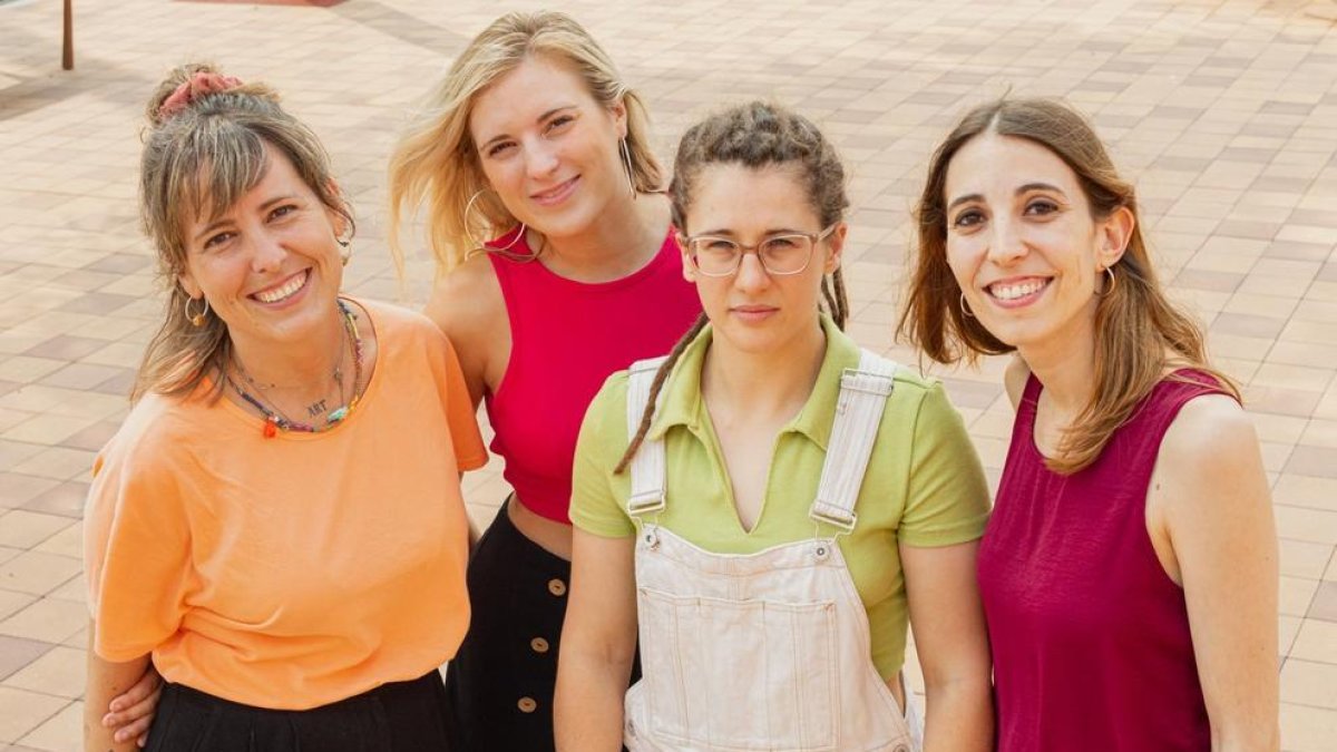 «Dones de Paraula» publica el seu primer treball discogràfic