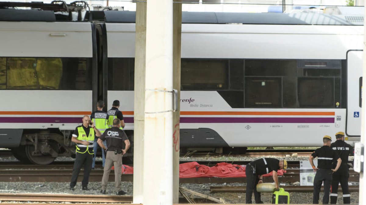 Renfe assegura que el tren on estava el cadàver d'Álvaro Prieto portava sense moure's des del 24 d'agost