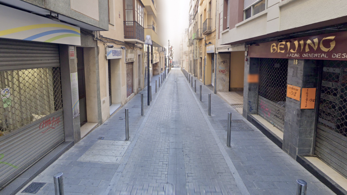 Detingut un jove de 22 anys per apunyalar un altre al centre de Tarragona