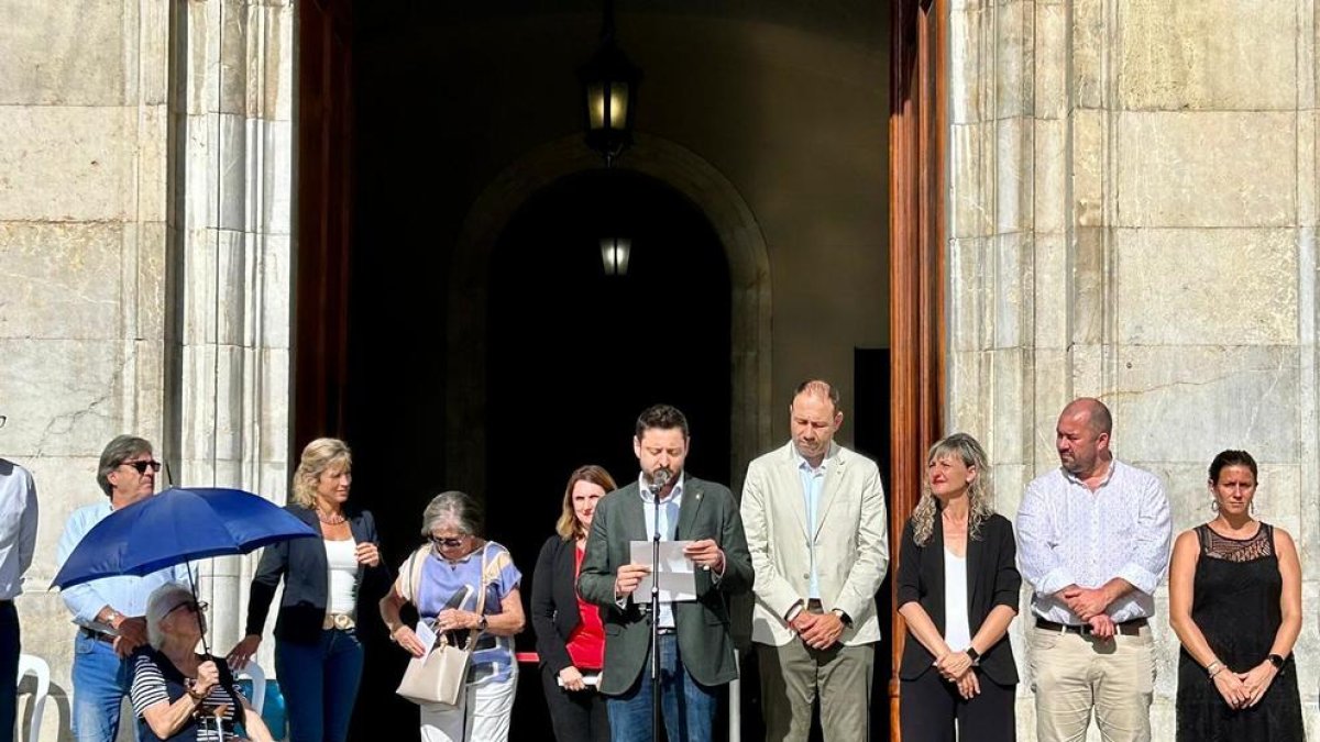 Viñuales reivindica la importància d'escoltar a les persones grans i de garantir els seus drets