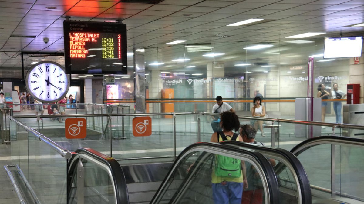 Brussel·les porta Espanya davant la justícia europea per no donar suficient autonomia comercial a Adif