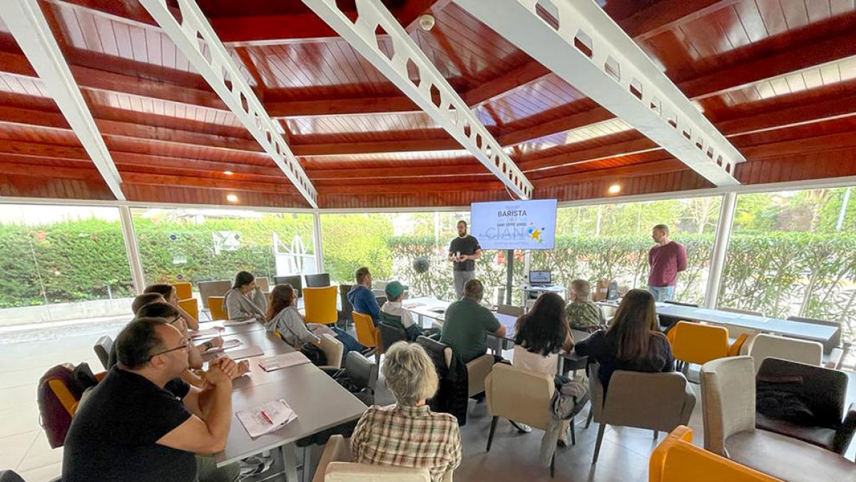 El sector turístic de Tarragona programa més d'un centenar de cursos per formar professionals