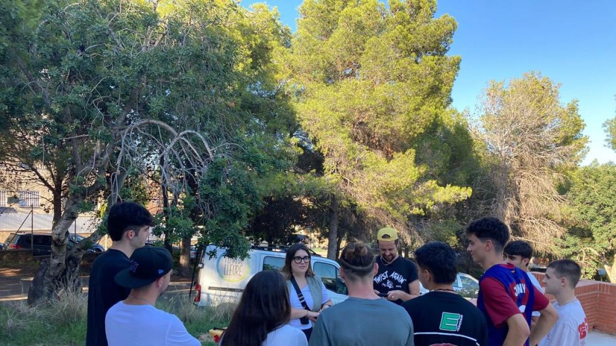 Joves cantants participen en una estada formativa en un alberg de Coma-ruga