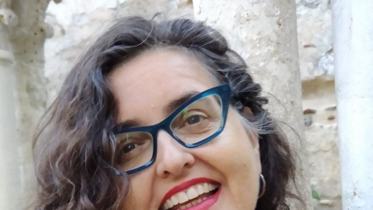 Anna Cabó es la fundadora de una pequeña empresa de Barcelona que desde 2015 trabaja en la coordinación de proyectos en materia de políticas de igualdad de género y diversidad.