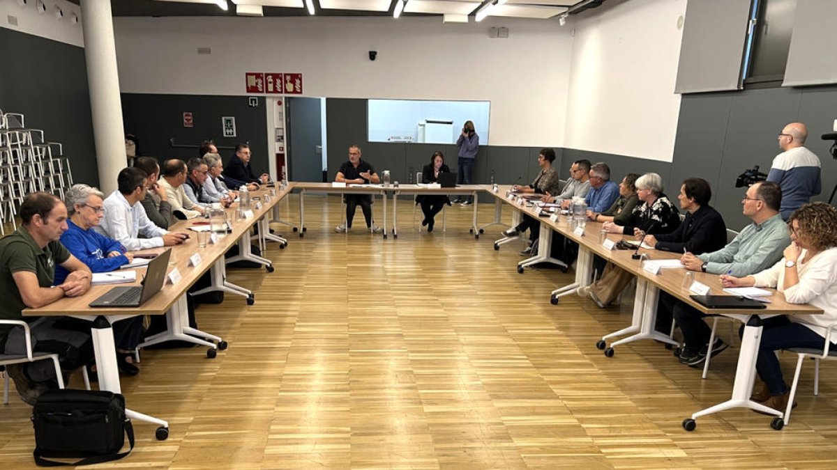 Govern i entitats portaran les «especificats» de les Terres de l'Ebre a la Taula Nacional de l'Aigua