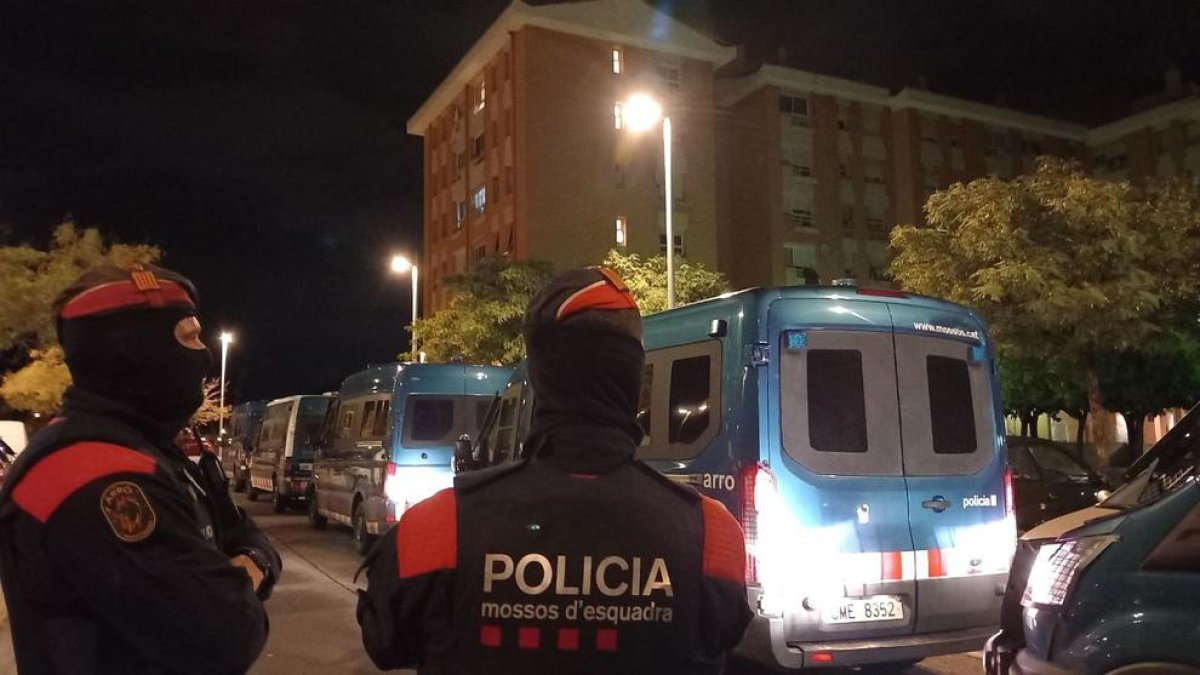 Nueve detenidos al desmantelar puntos de venta de drogas al detalle en Campclar