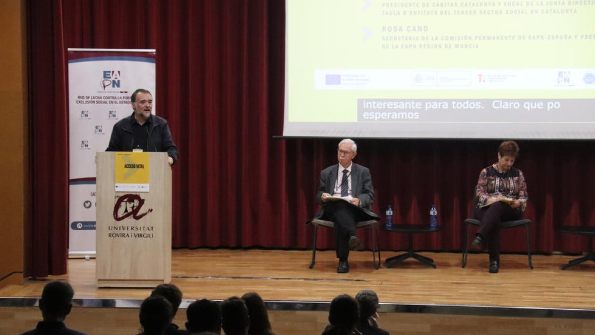 Piden unificar criterios a la hora de pedir el IMV y las prestaciones autonómicas para incrementar a los beneficiarios