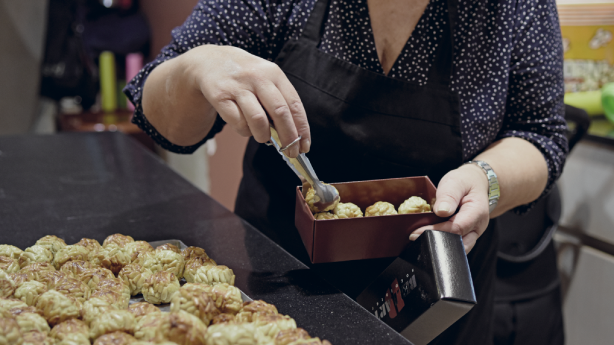 Los orígenes de los panellets, el dulce estrella de la Castañada y Todos los Santos
