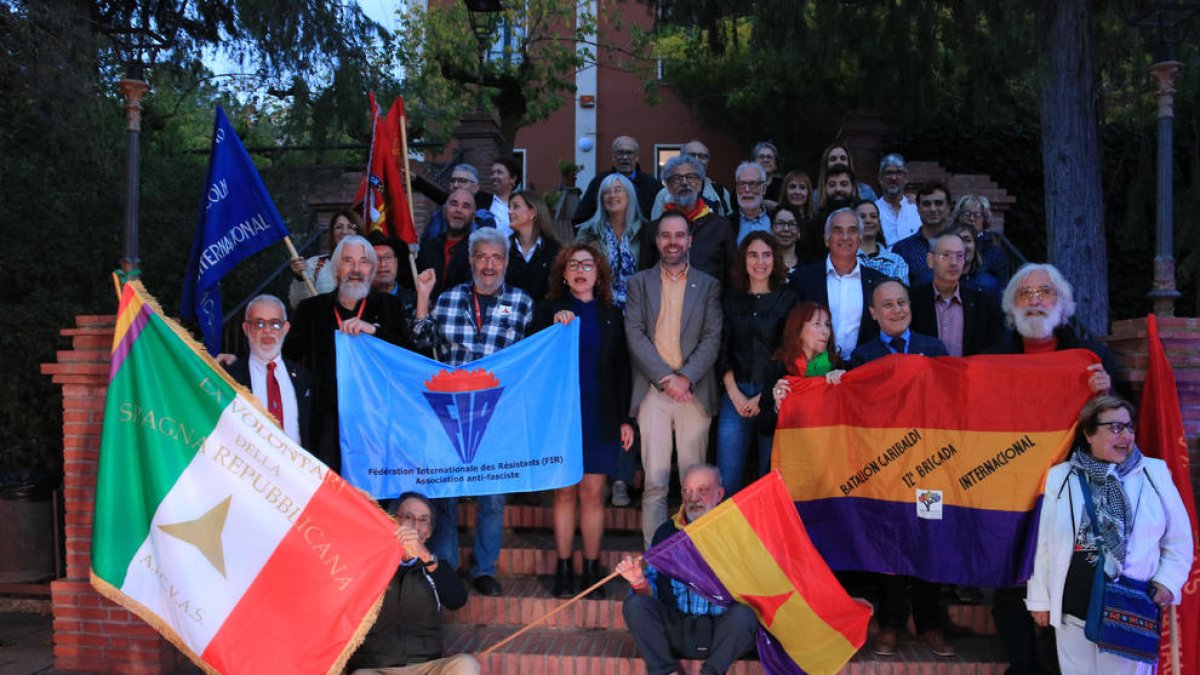 Les Masies de l'Espluga de Francolí tornen a homenatjar les brigades internacionals 85 anys després de la seva retirada