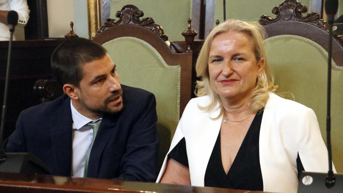 Un concejal de Vox en Lleida dice que Sànchez y Cuixart habrían sido «abatidos» en otro país