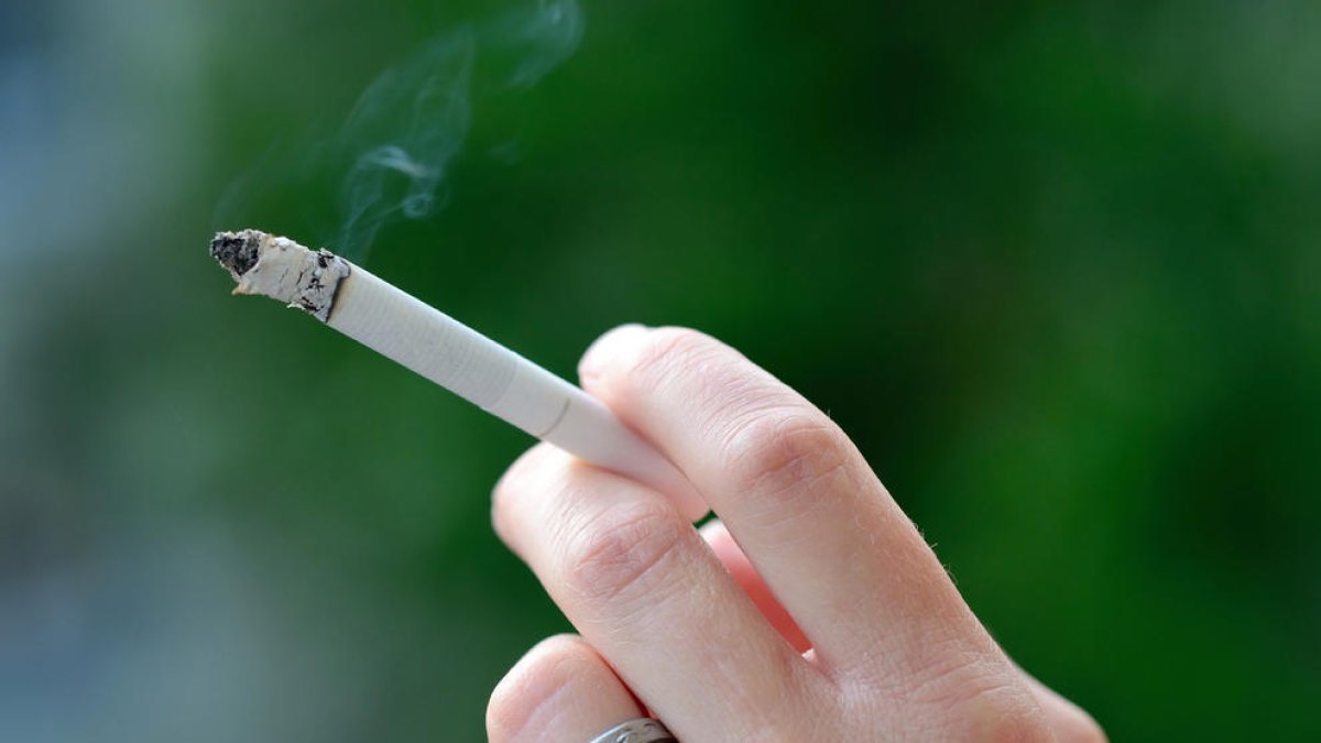 Sanidad financia un nuevo tratamiento para dejar de fumar