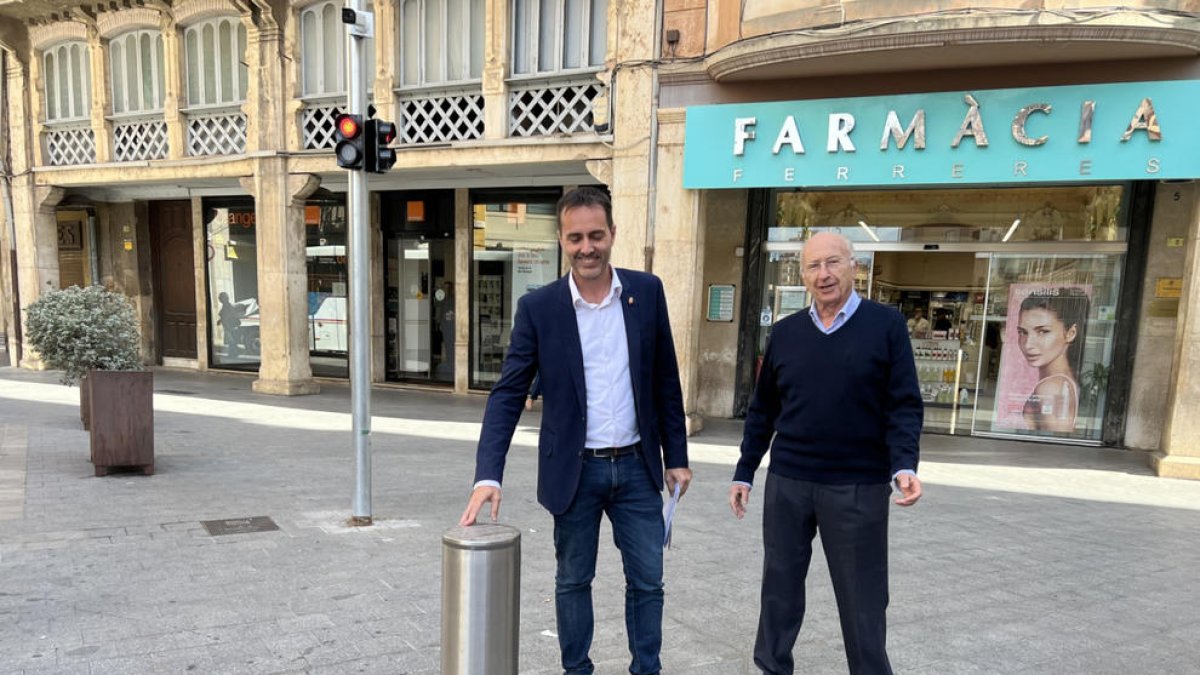Videocàmeres i pilones automàtiques regularan l'accés al centre comercial i al nucli antic de Tortosa