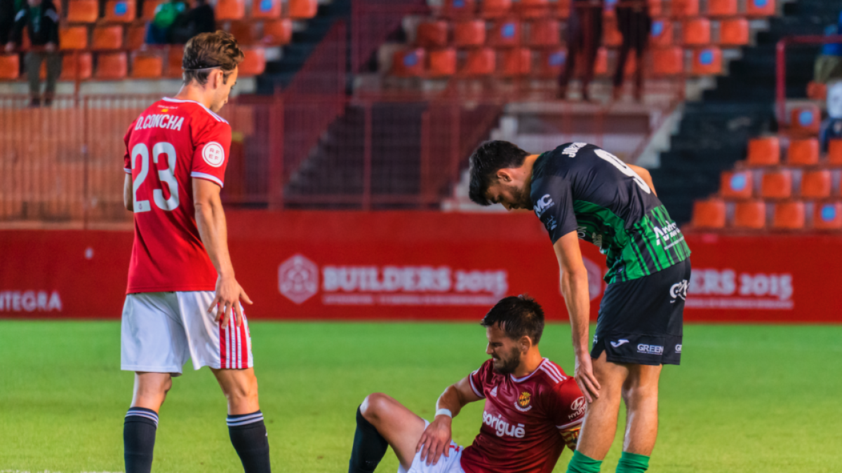 Cauen lesionats tres dels futbolistes més importants del Nàstic