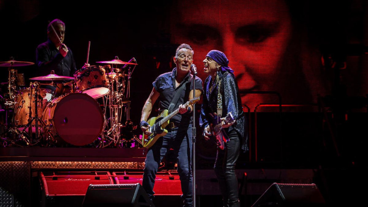 Bruce Springsteen ven 50.000 entrades en mitja hora i estudia fer un segon concert a Barcelona