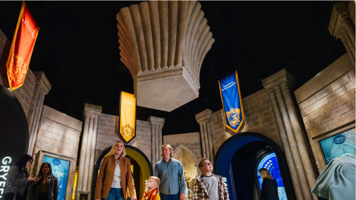 La màgia de Hogwarts aterra a Barcelona amb 'Harry Potter: The Exhibition', la mostra immersiva més completa de la saga