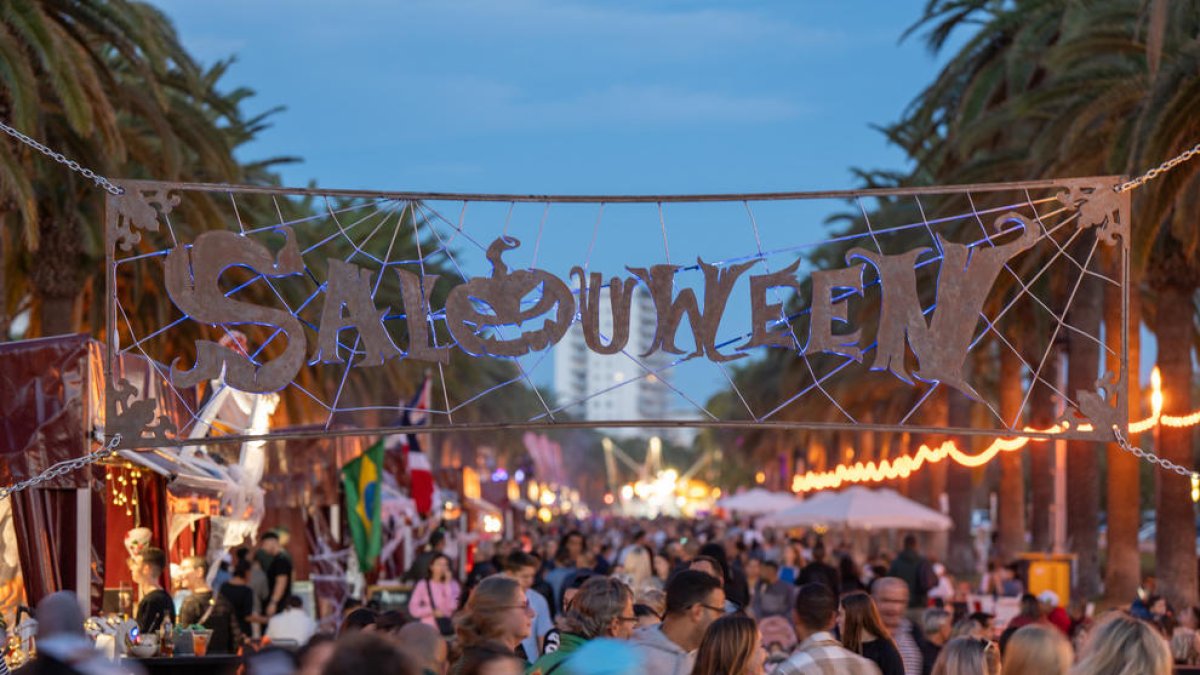 Salou incrementa el número de visitantes y las pernoctaciones respecto al año pasado