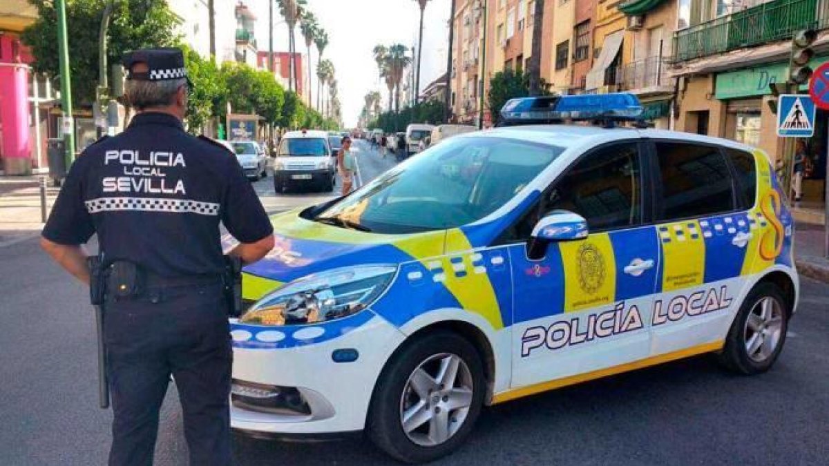 Sevilla: Rescatada en la calle una niña de un año y medio que se había escapado de la guardería