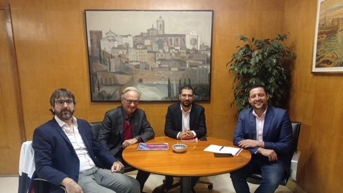 Viñuales i Impulscatsud exploren fórmules de col·laboració en el context de la regió metropolitana