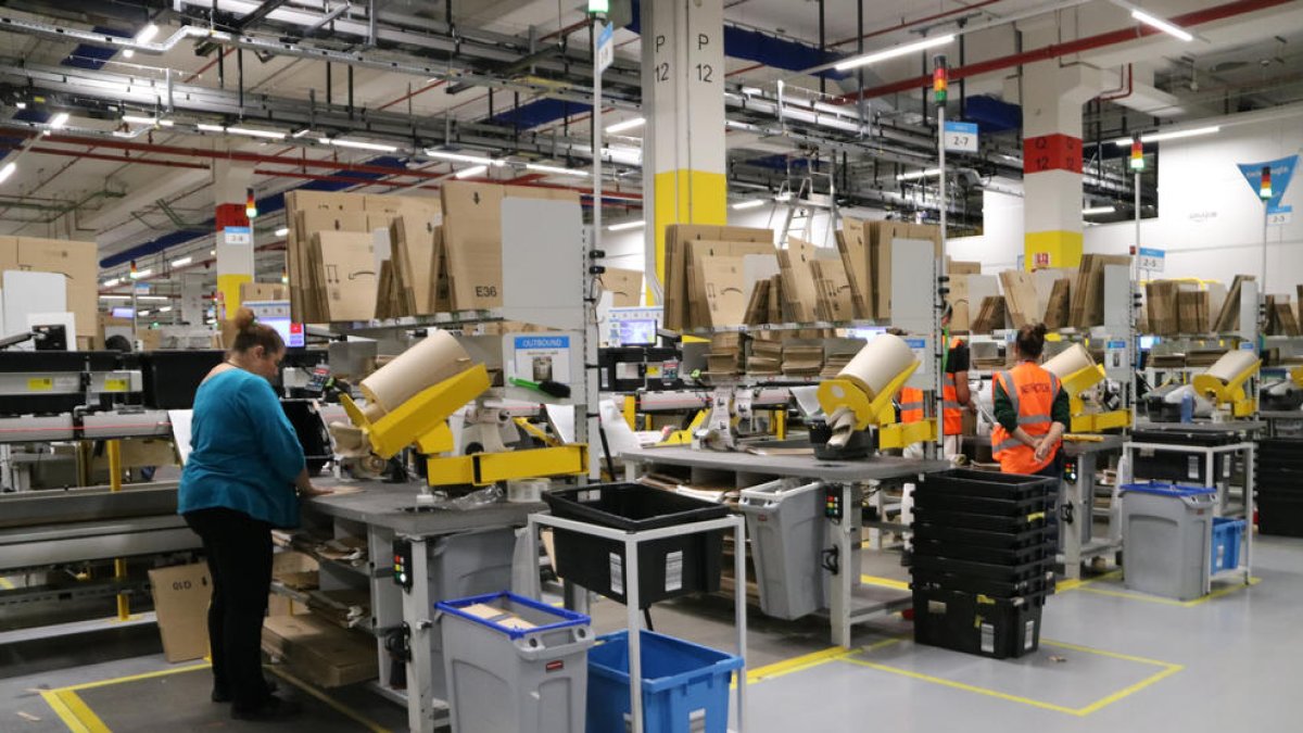 Amazon afronta su primera huelga parcial en España